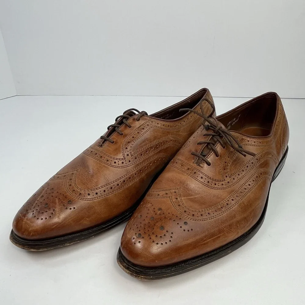 Allen Edmonds Townley Whole Cut Blind Brogue Size 8.5D Walnut Brown Dress Shoes